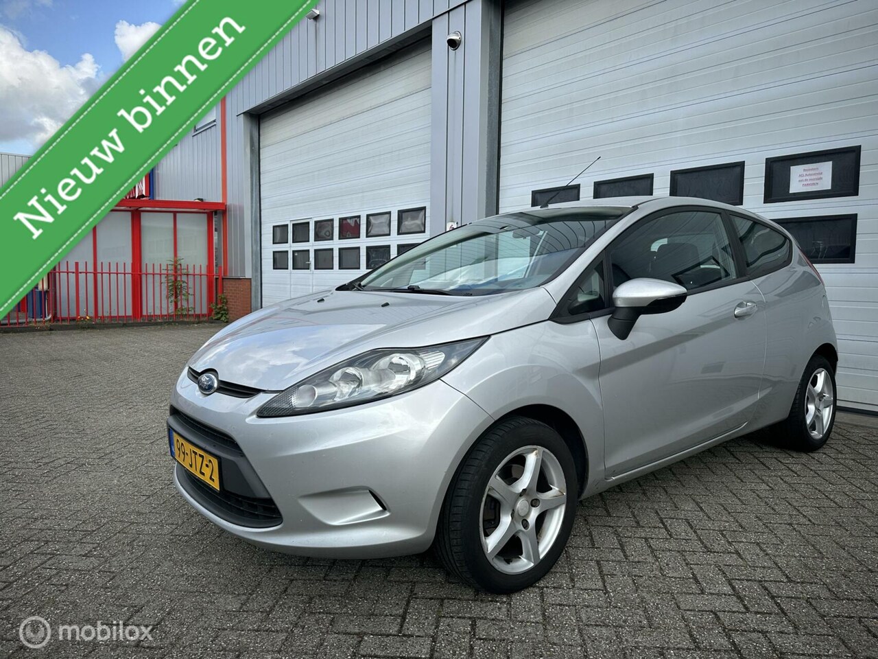 Ford Fiesta - 1.25 Titanium AC/ELEK RMN&SPGLS/LMV/APK/NAP - AutoWereld.nl
