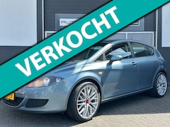 Seat Leon - 1.6 Reference / AIRCO / TREKHAAK / NL AUTO / ELEK PAKKET