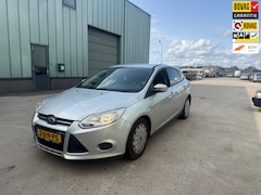 Ford Focus - 1.6 TDCI Ambiente EURO 5 nieuw type 5deure airco 2011