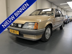 Opel Rekord - 2.0 S Berlina Taxatie Rapport van 16.500, 00