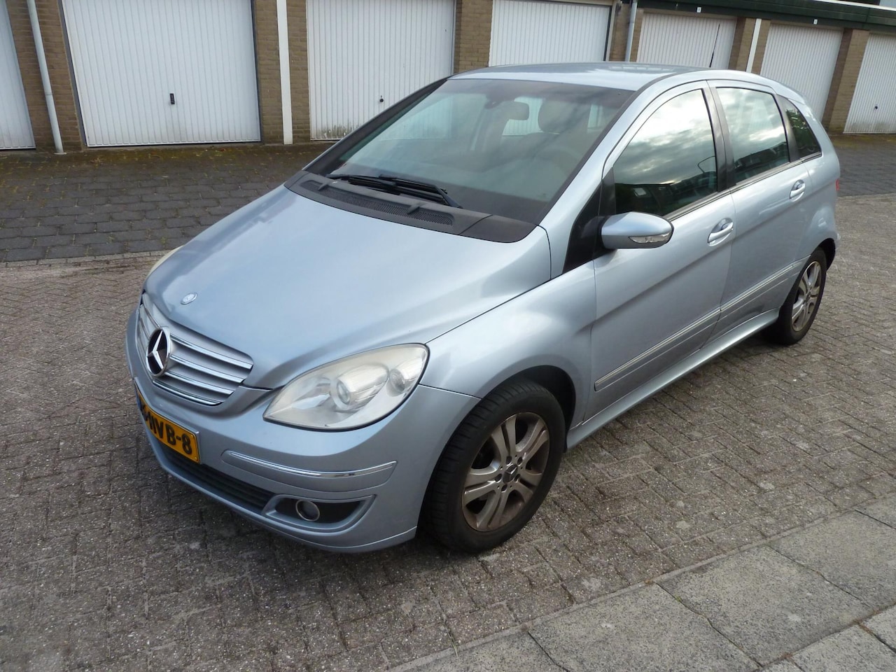 Mercedes-Benz B-klasse - 170 beschijving goed lezen - AutoWereld.nl