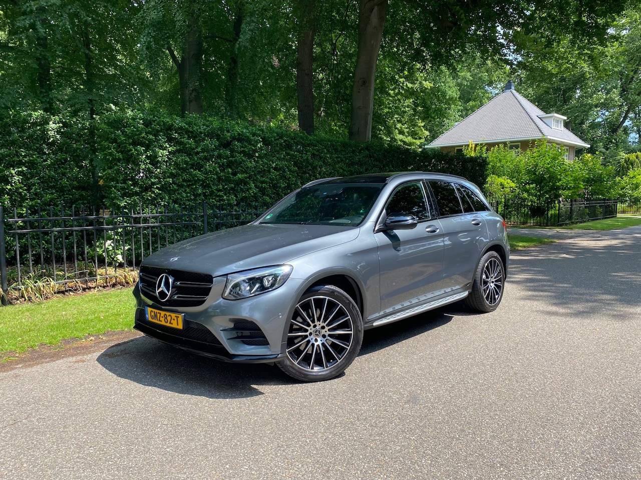 Mercedes-Benz GLC-klasse - 220 d 4MATIC AMG, Panoramadak 2018! - AutoWereld.nl