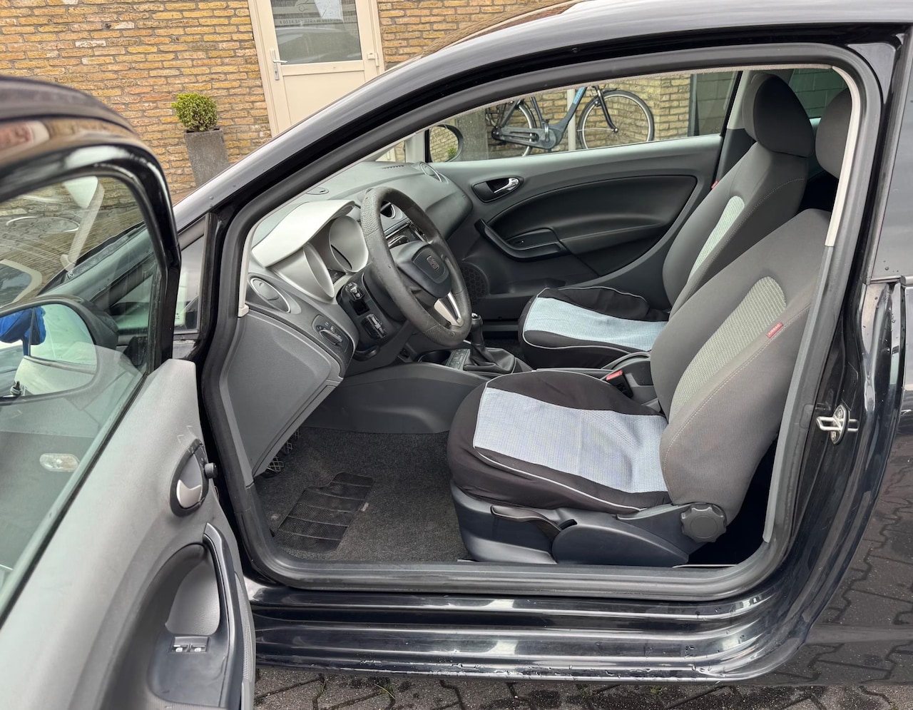Seat Ibiza SC - 1.6 Reference 1.6 Reference - AutoWereld.nl