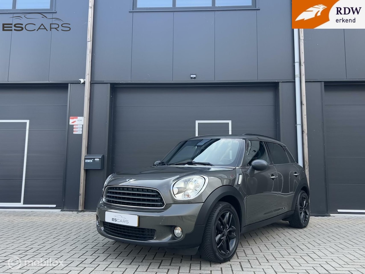MINI Countryman - 1.6 Cooper Business Line Navi | Airco | Aux - AutoWereld.nl