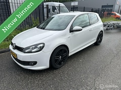 Volkswagen Golf - 1.6 TDI automaat BlueMotion Distronic defect