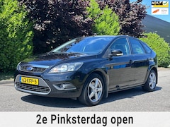 Ford Focus - 1.8 Limited Navigatie*Cruise*2e Eigenaar*Clima*NAP*Parkeersensoren*LM velgen
