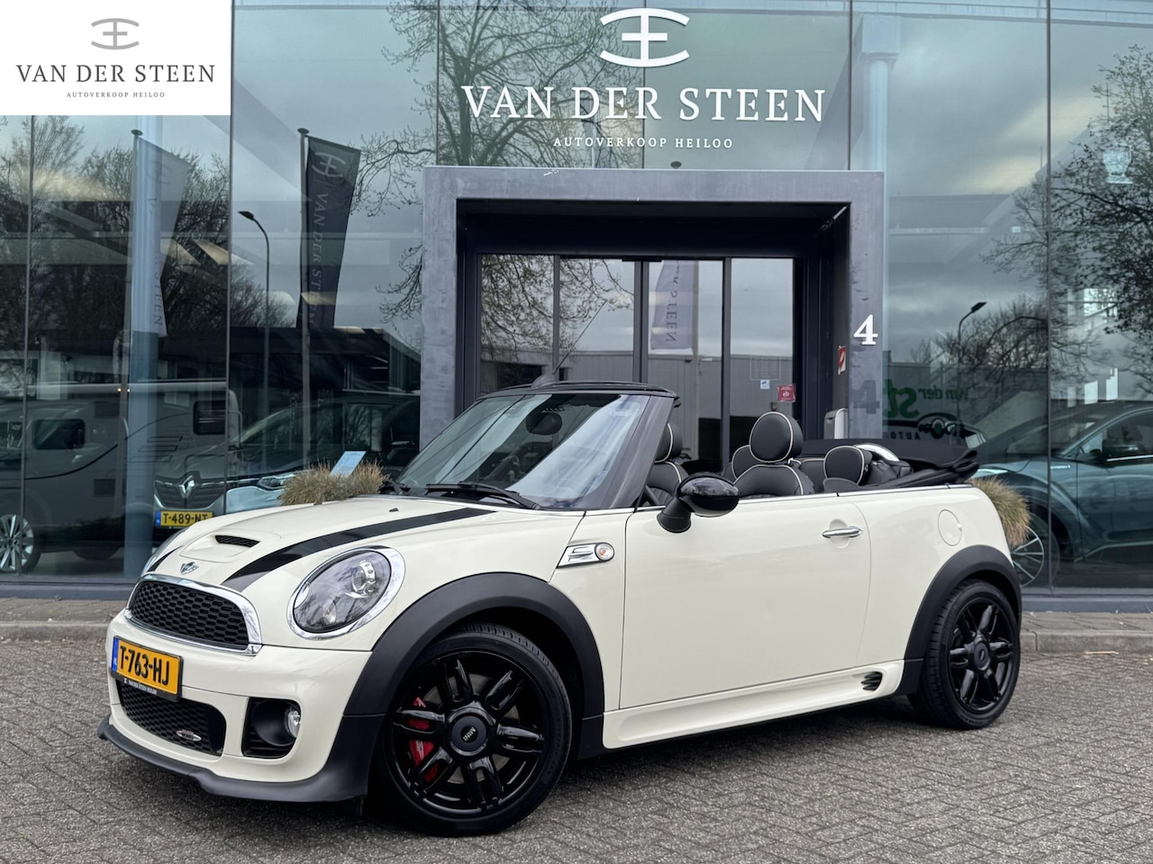 MINI Cabrio - Mini 1.6 John Cooper Works Pepper | Alcantara | H/K | Stoelverwarming | Leder - AutoWereld.nl