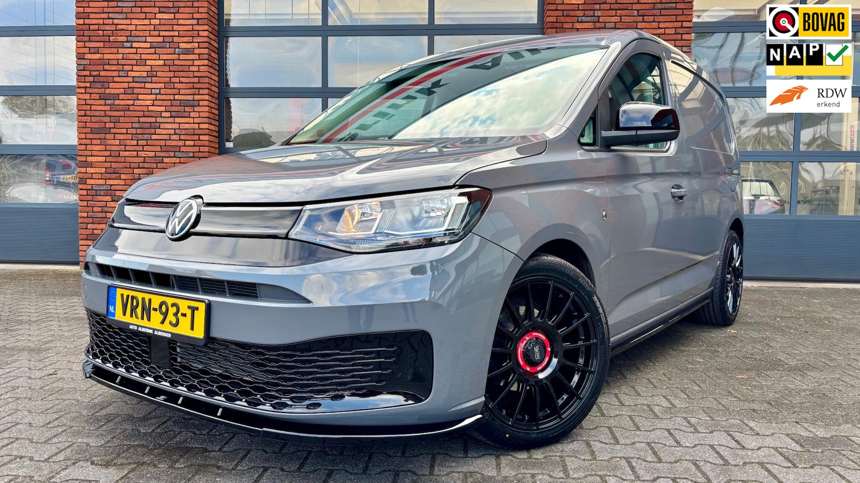 Volkswagen Caddy Cargo - 2.0 TDI Sport Business|Spoilers|Frontlip|Side skirt|Dakspoiler|Trekhaak|18 Inch - AutoWereld.nl