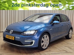 Volkswagen e-Golf - Leder* Warmtepomp / Stoelverwarming / Adapt. Cruise / LED / Keyless / Dynaudio / Camera /