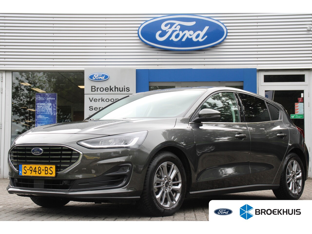 Ford Focus - 1.0EB HYBRID TITANIUM | NL-AUTO! | 1 EIGENAAR! | GROOT SCHERM NAVI | DRAADLOOS CARPLAY | C - AutoWereld.nl