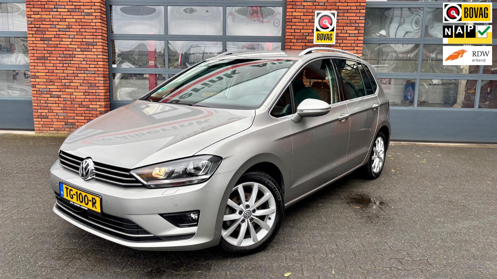 Volkswagen Golf Sportsvan - 1.4 TSI DSG Highline|Xenon|Massage stoel|Trekhaak| - AutoWereld.nl