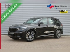 BMW X5 - xDrive45e High Exe M-Sport/Pano/Trekhaak/M-stoelen
