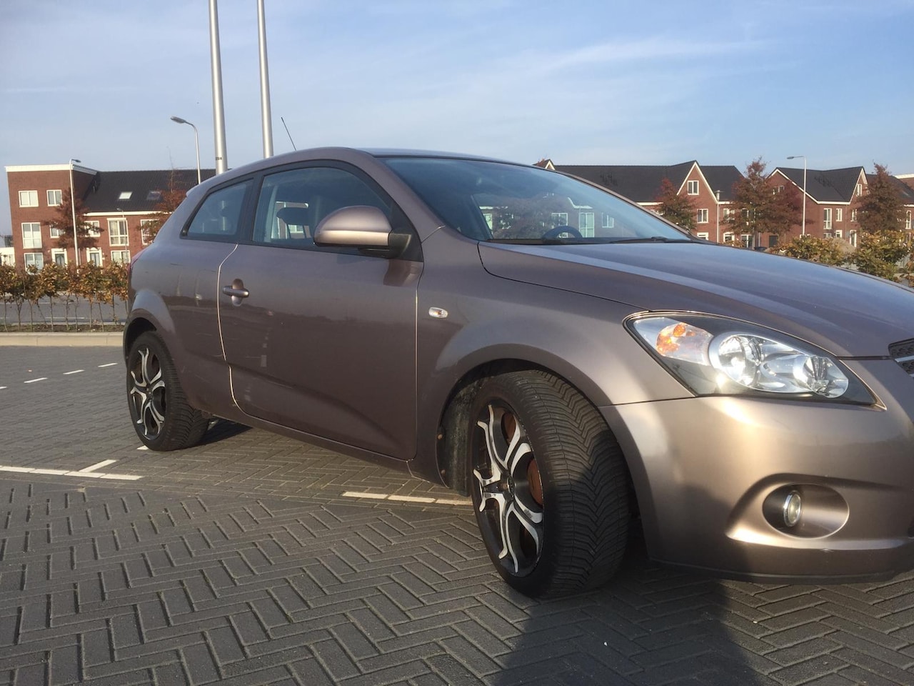 Kia Pro cee'd - 1.6 X-ecutive - AutoWereld.nl