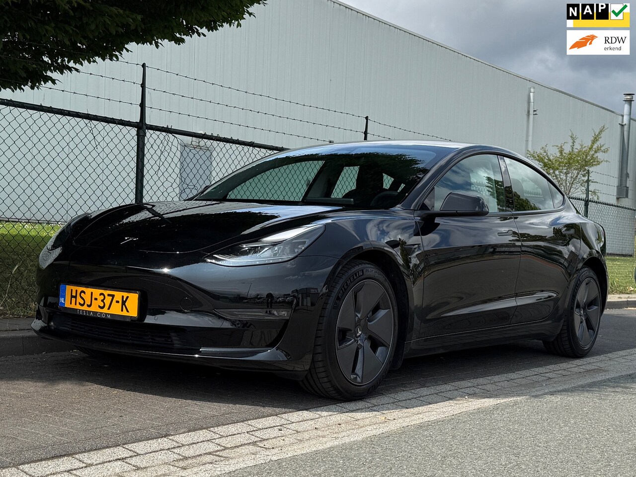 Tesla Model 3 - Long Range RWD Long Range AWD 75 kWh Enhanced - AutoWereld.nl