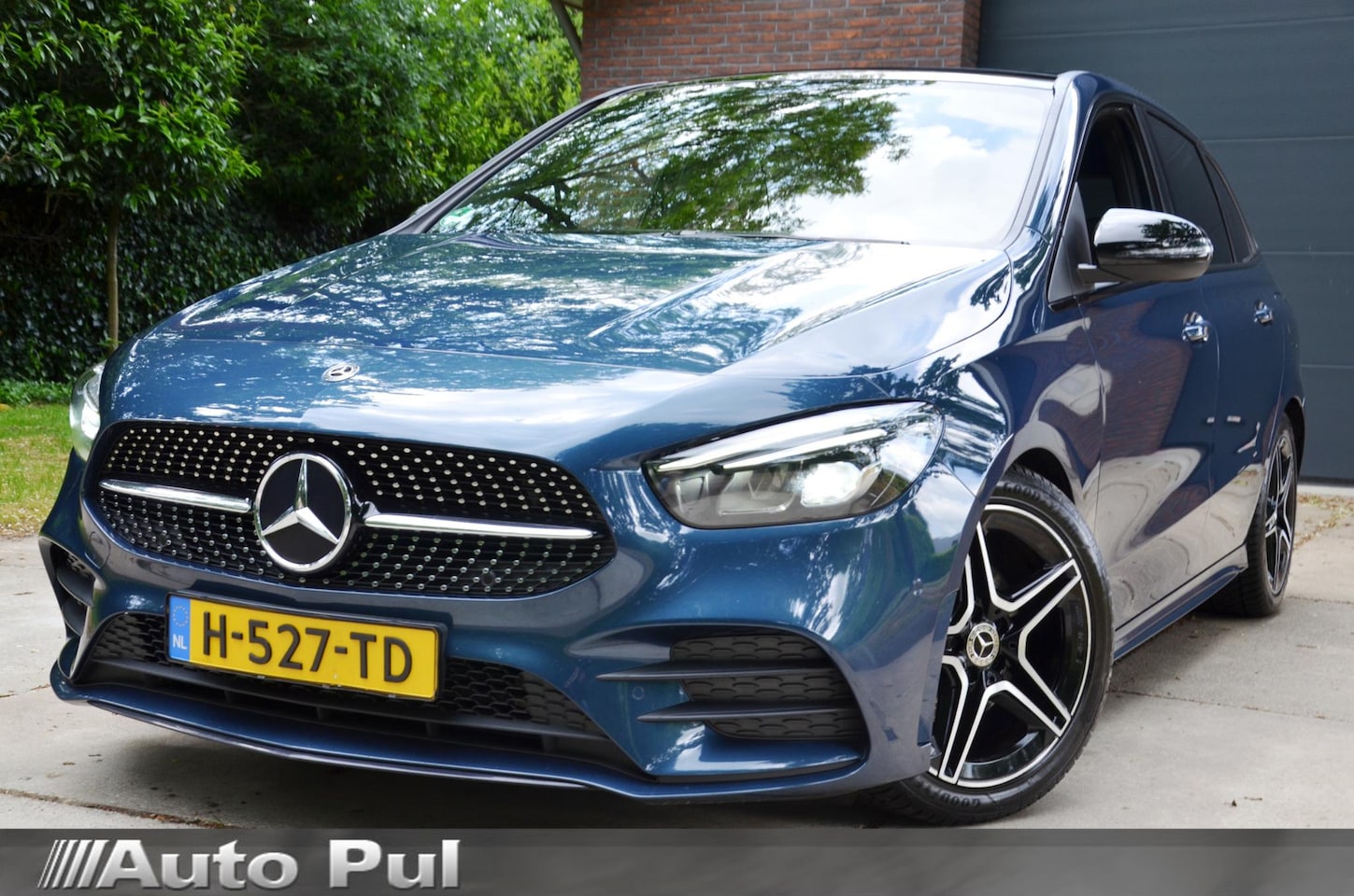 Mercedes-Benz B-klasse - 180 Business Solution AMG Automaat/Led/Navi/Pdc/Ecc/Panoramadak/Achteruitrijcamera/Stoelve - AutoWereld.nl