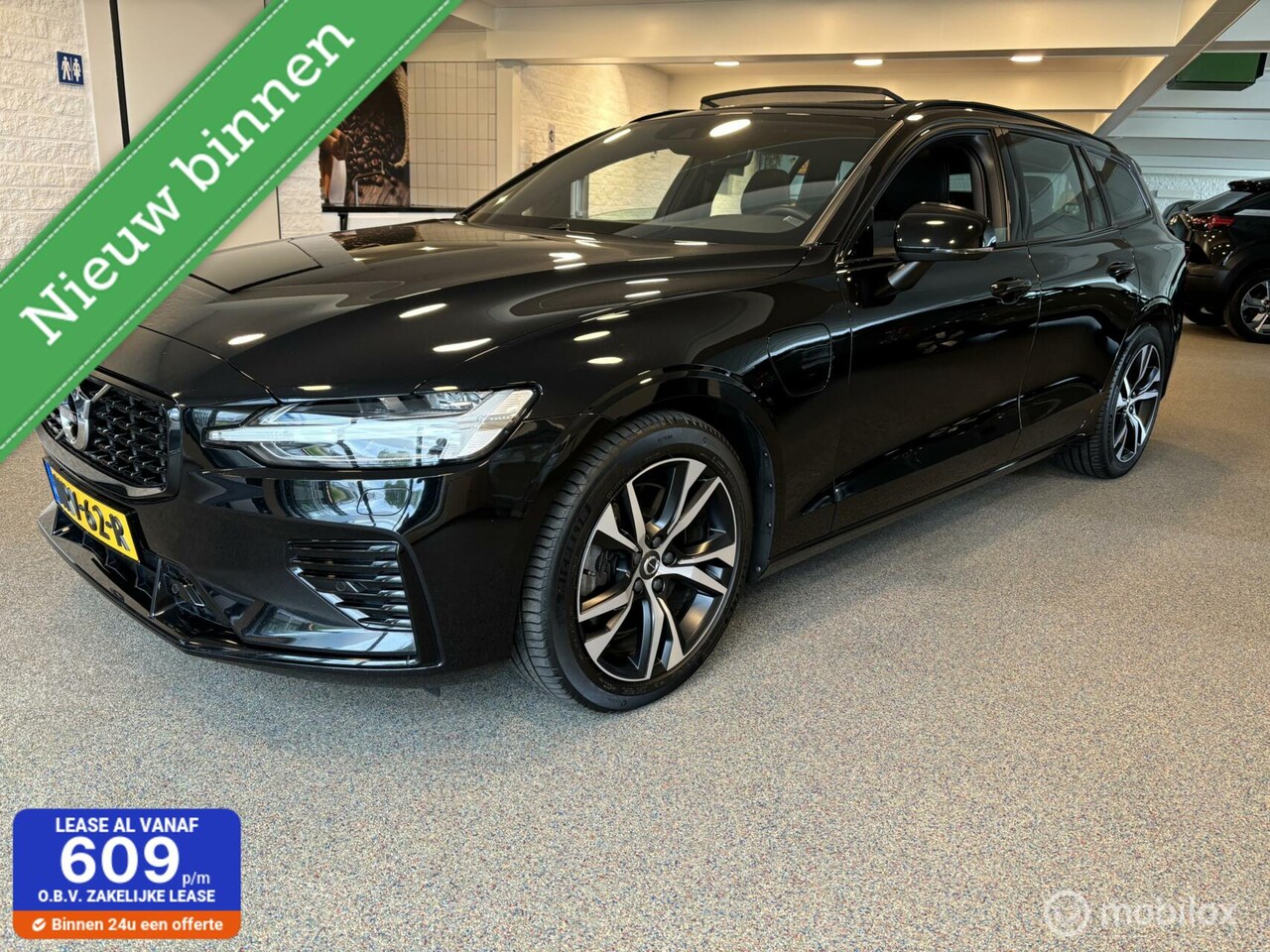 Volvo V60 - 2.0 T6 Plug-in hybrid AWD Dark R-Design - AutoWereld.nl