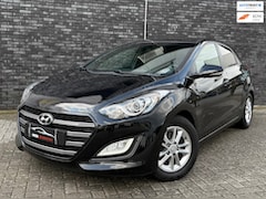 Hyundai i30 - 1.6 GDi GO Camera|NAP|Navigatie|1400kg trekgewicht|Cruise|Climate