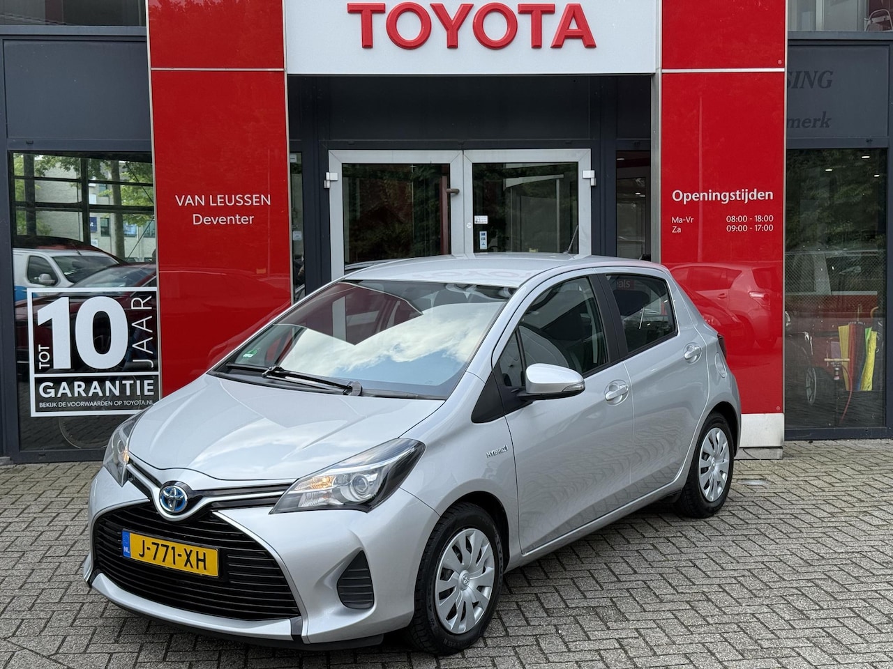 Toyota Yaris - 1.5 Hybrid Now RADIO CAMERA 4S BANDEN BLEUTHOOTH - AutoWereld.nl