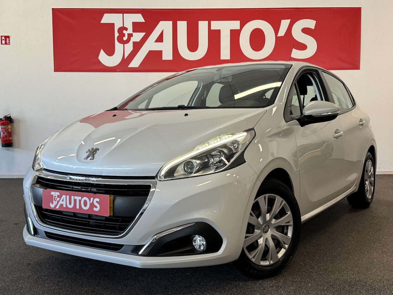 Peugeot 208 - 1.2 PureTech Blue Lion NAVIGATIE, ECC AIRCO, CRUISE, ELEC PAKKET, - AutoWereld.nl