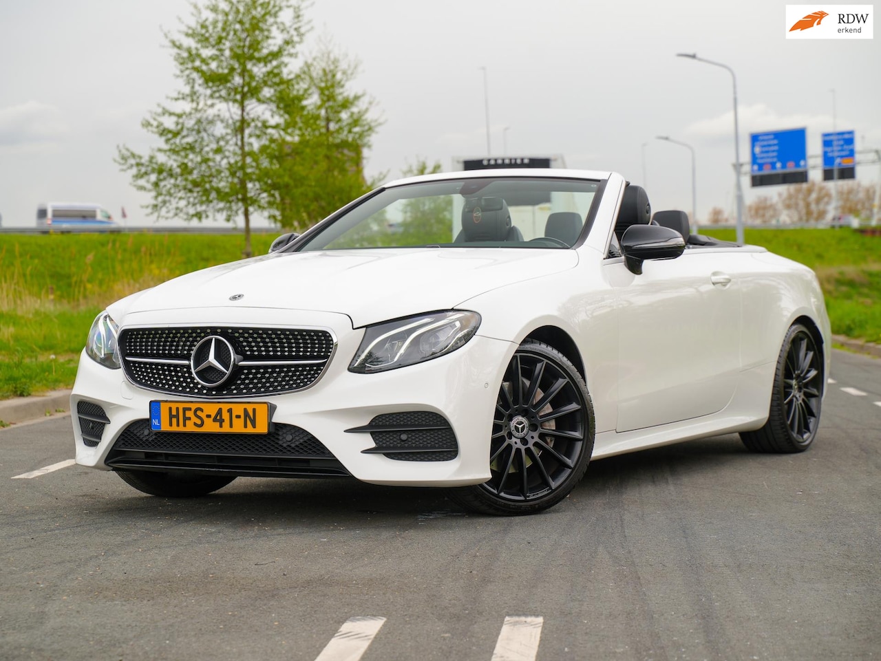 Mercedes-Benz E-klasse Cabrio - 200 Premium Plus / Cabrio / Leder / Achteruitrijcamera / 20inch.LMV - AutoWereld.nl