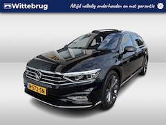 Volkswagen Passat Variant - 1.5 TSI R-Line Business / AUTOMAAT/ PANO/ R-LINE/ CAMERA/ PARK. SENSOREN/ ERGO COMFORT/ DI