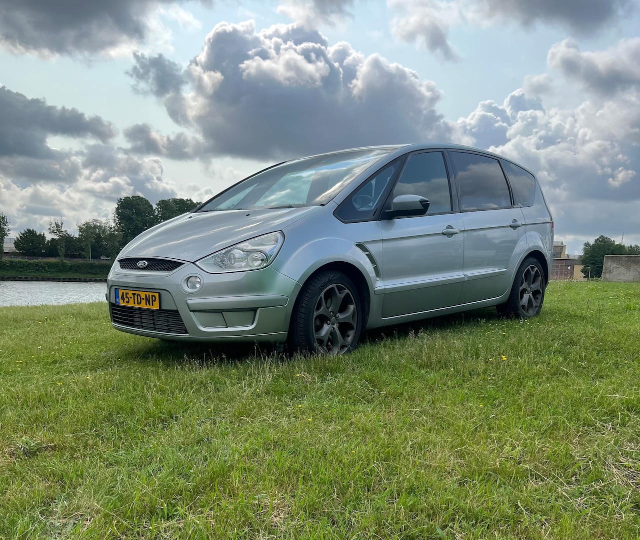Ford S-Max - 2.5-20V Turbo - AutoWereld.nl