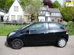 Toyota Yaris - 1.0 VVTi Airco INRUILKOOPJE ZO MEE EXPORT?