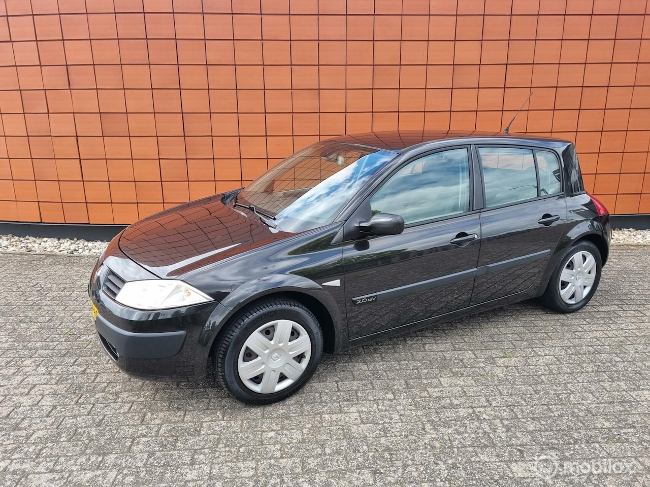 Renault Mégane - 2.0-16V Authentique Comfort/automaat/ - AutoWereld.nl