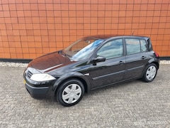 Renault Mégane - 2.0-16V Authentique Comfort/automaat/