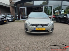 Kia Cee'd Sporty Wagon - 1.4 CVVT X-pect