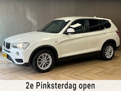 BMW X3 - XDrive20i Executive AUTOMAAT / CRUISE / NAVI / STOELVERWARMING / PARKEERSENSOREN