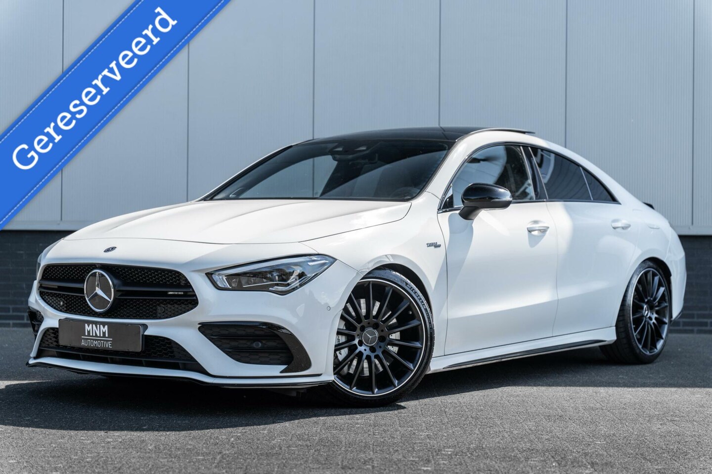 Mercedes-Benz CLA-Klasse - AMG 35 4MATIC Aero |Pano|Burm|Kuip|Milltek - AutoWereld.nl