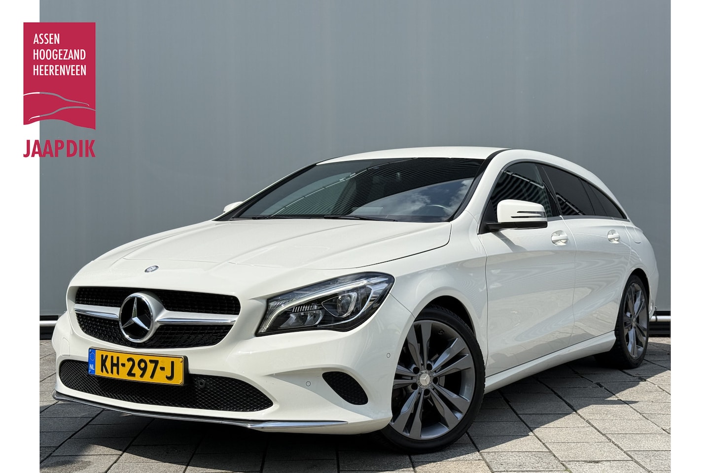 Mercedes-Benz CLA-klasse Shooting Brake - BWJ 2016 | 180 123PK Ambition AMG Line | TREKHAAK | SPORTSTOELEN | CLIMA | NAVI | CRUISE | - AutoWereld.nl