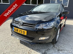 Volkswagen Polo - 1.2 TEAM CRUISE CONTROL- AIRCO - REGENSENSOR - PDC - SPORTVELGEN