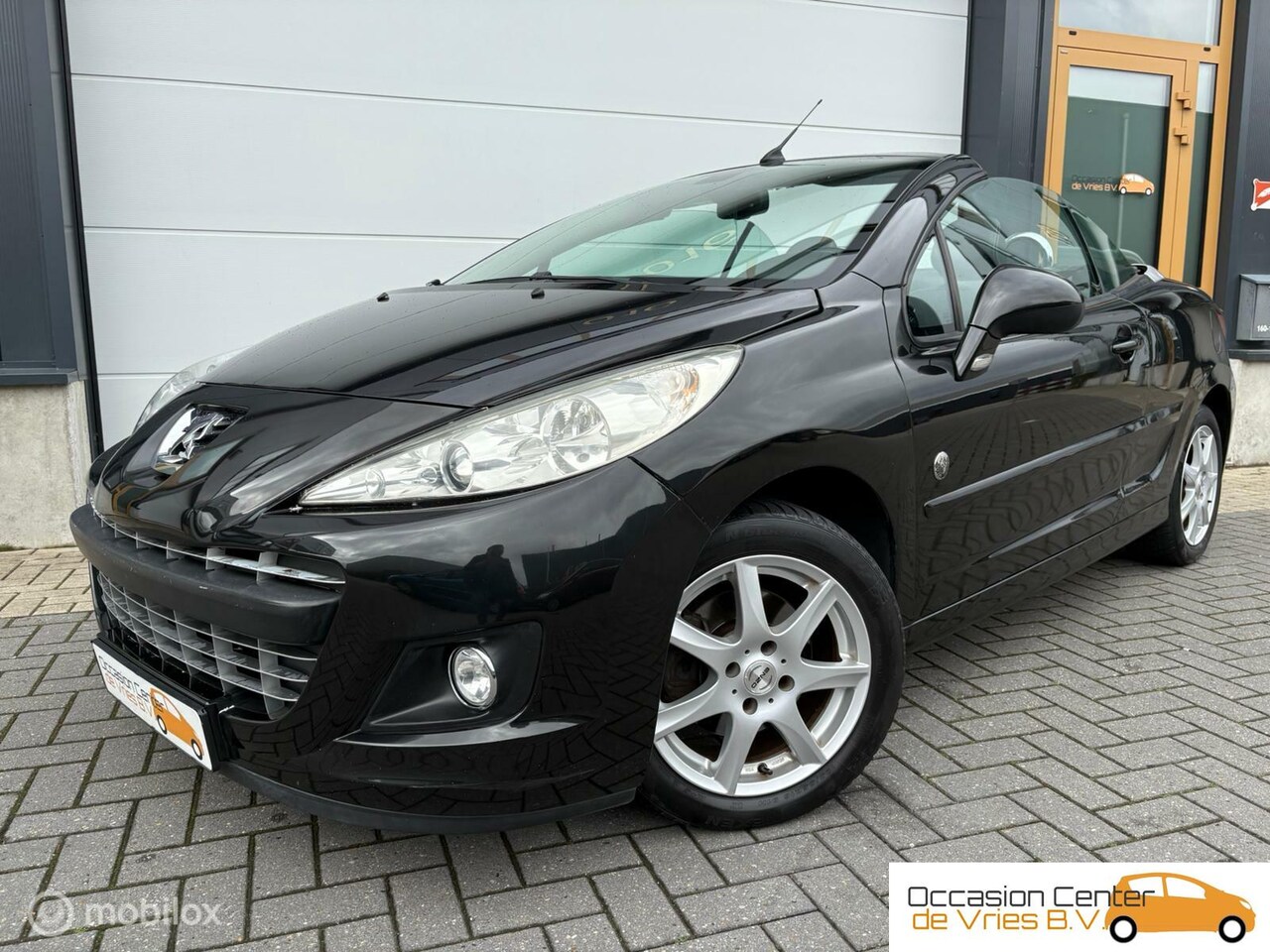 Peugeot 207 CC - 1.6 Cabrio AircoVelgenStoelverwarmdBluetooth - AutoWereld.nl