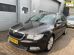 Skoda Superb Combi - 1.8 TSI Elegance Business Line-Navi-Leder