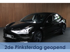 Tesla Model 3 - RWD Autopilot ACC Stuurverwarm. PDC Leer Navi Panoramadak 360° Elektr. achterklep Stoelver