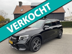 Mercedes-Benz GLB - 200 AMG Line Night pakket Panoramadak AchteruirijCamera
