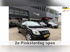 Kia Rio - 1.4 L