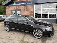 Audi A3 Sportback - 3.2 quattro Ambition Pro Line HANDGESCHAKELD ( Leder, Complete historie, originele velgen