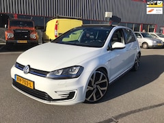 Volkswagen Golf - 1.4 TSI GTE / AUTOMAAT / PANO / LEER / CAMERA / NAVI /