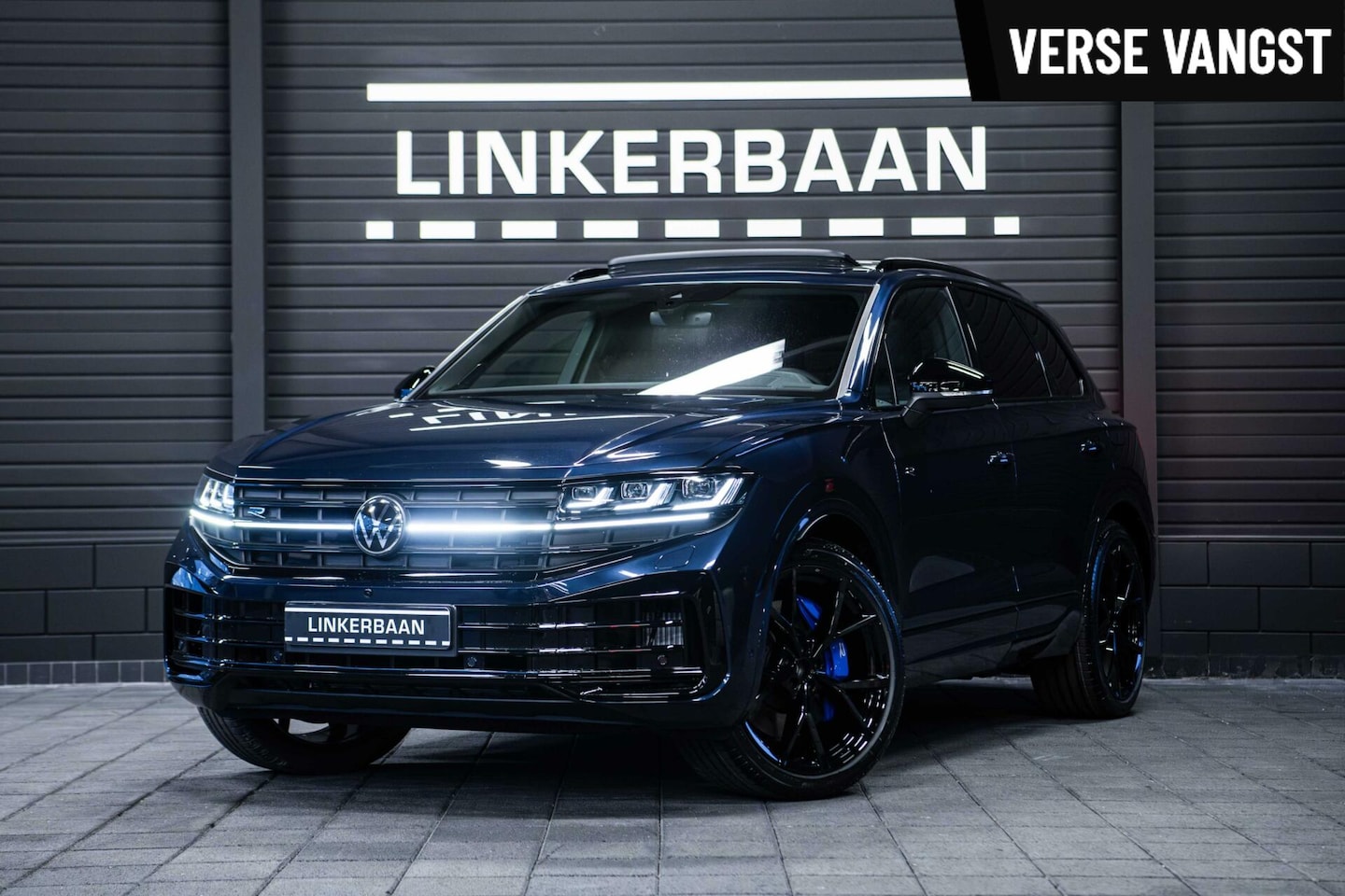 Volkswagen Touareg - R 3.0 TSi eHybrid 4MOTION | Nieuw | Vol opties | Panodak | Dynaudio | Massage | Trekhaak | - AutoWereld.nl