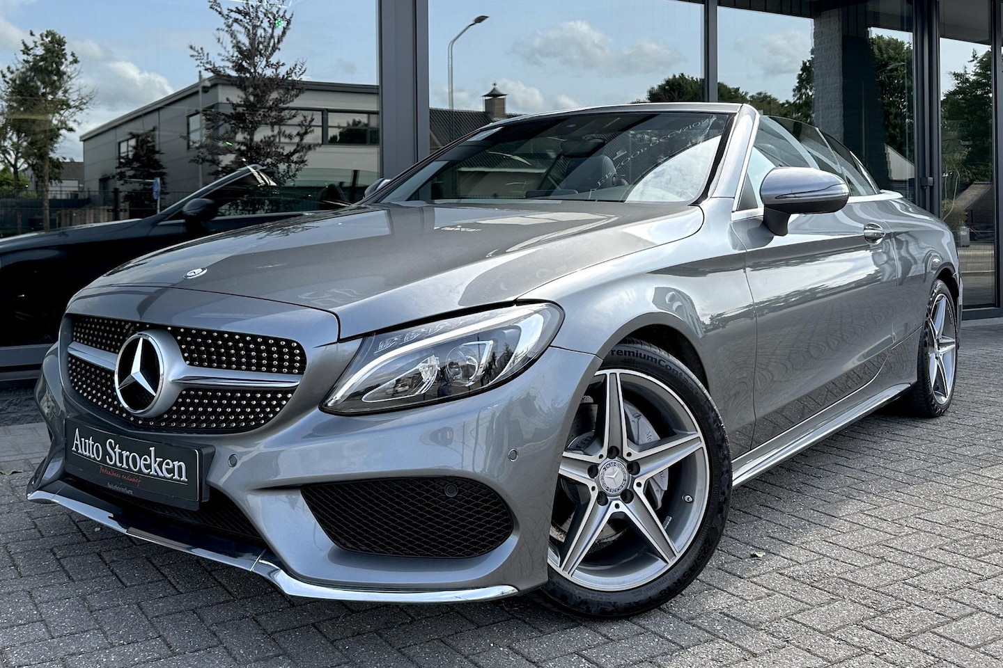 Mercedes-Benz C-klasse Cabrio - 180 AMG Airscarf Leder Navi Garantie - AutoWereld.nl