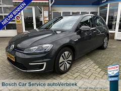 Volkswagen e-Golf - 136pk | Navi Discover Pro | Warmtepomp | LED koplampen | Apple Carplay & Android Auto | St