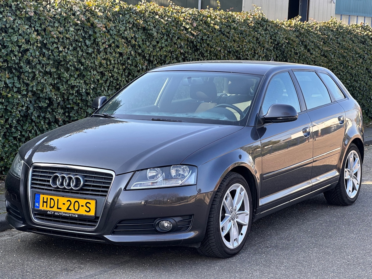 Audi A3 Sportback - 1.8 TFSI Attraction Business Edition 1.8 TFSI Attraction Business Edition - AutoWereld.nl