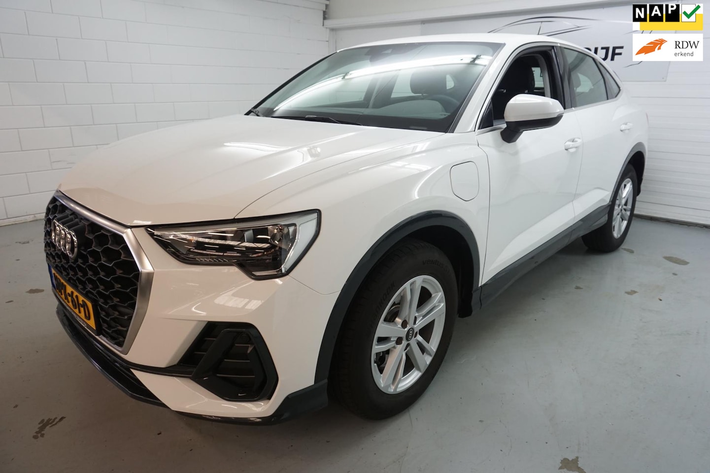 Audi Q3 Sportback - 45 TFSI e Edition Plug in Appel Carplay BTW Auto - AutoWereld.nl