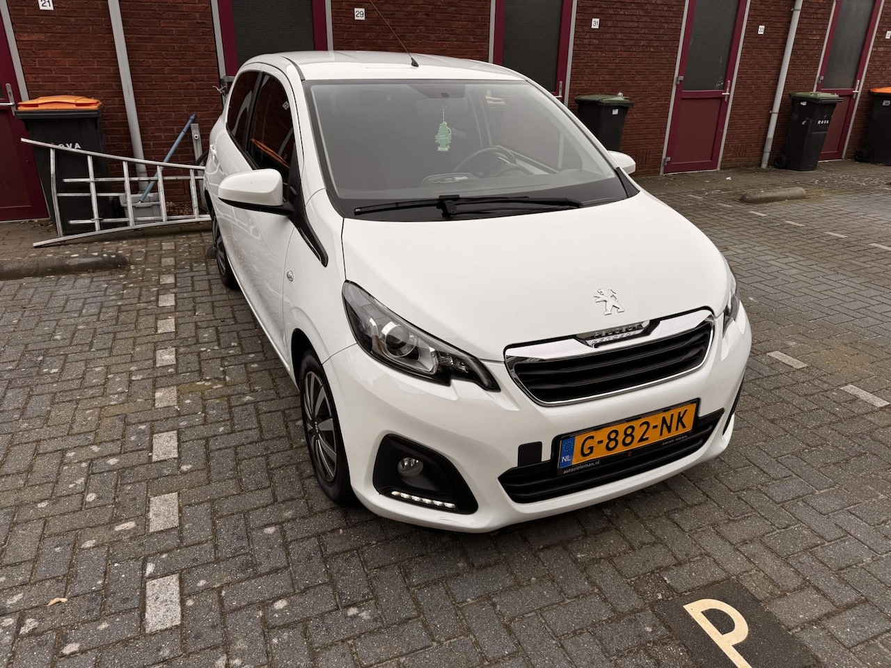 Peugeot 108 - 1.0 e-VTi Active Nieuw binnen, Foto's volgen... - AutoWereld.nl