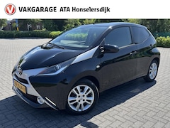 Toyota Aygo - 1.0 VVT-i x-joy | Cruise control | Climate control | achteruitrij camera |