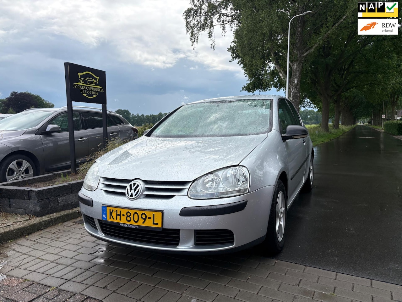 Volkswagen Golf - 1.6 Trendline-AIRCO,ELEKT PAKKET,BOORDCOMPUTER,SPORTVELGEN,NIEUWE APK - AutoWereld.nl