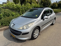 Peugeot 207 - 1.4-16V XR Schuifdak